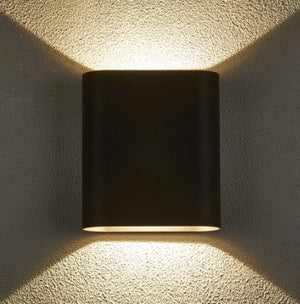 EM8405 Farnsworth Wall Lamp 160X180MM Flat Shade