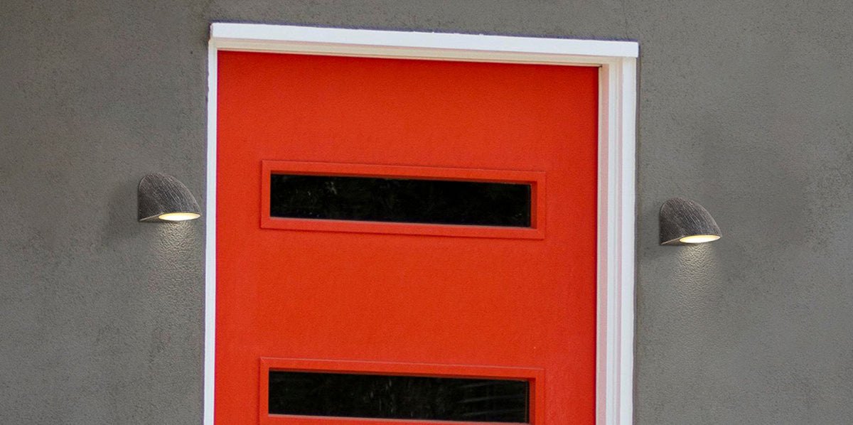 Hamill IP54 Small Wall Light EM0879