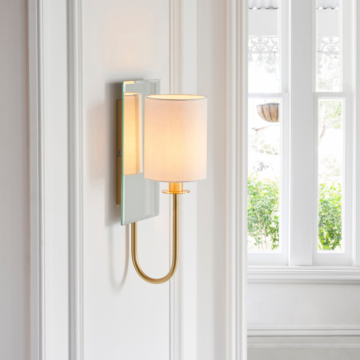 Loewe LOE514227 Wall Light Satin Brass