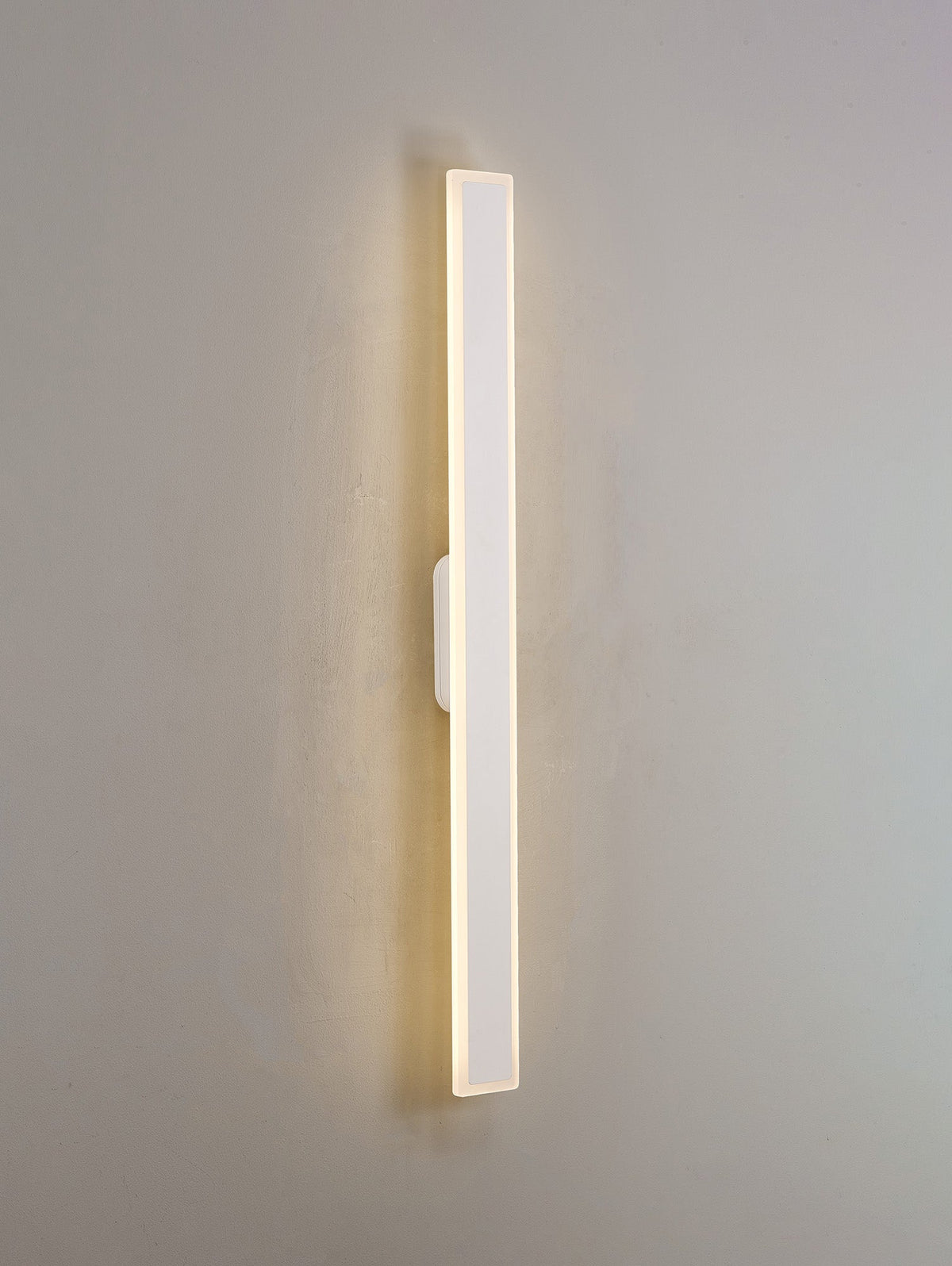 McAvoy 1M Rectangle Wall Lamp EM2847-HSA